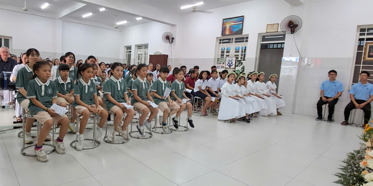 Trẻ đường phố: gương mặt Ðức Kitô